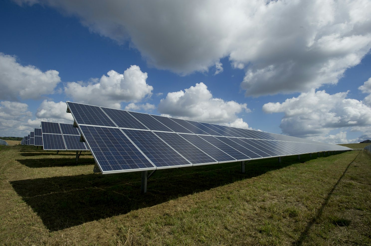 Commercial solar panel array